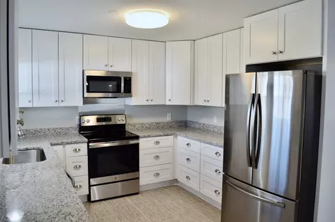 1005 N Johnson Dr, Benson, NC 27504 photo 9