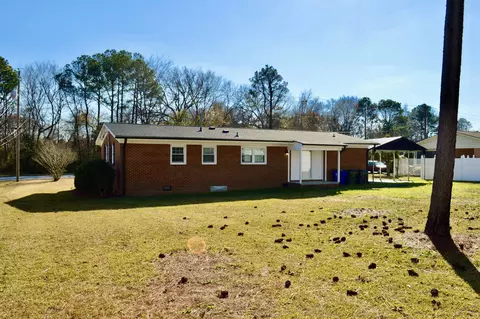 1005 N Johnson Dr, Benson, NC 27504 photo 22