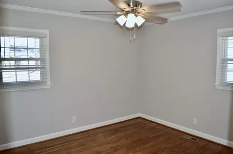 1005 N Johnson Dr, Benson, NC 27504 photo 16