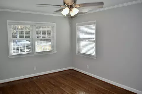1005 N Johnson Dr, Benson, NC 27504 photo 15