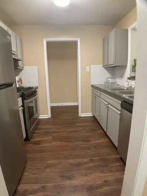 5812 Pointer Dr #101, Raleigh, NC 27609 photo 7
