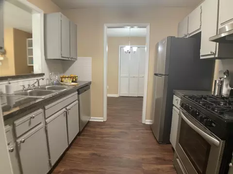 5812 Pointer Dr #101, Raleigh, NC 27609 photo 3