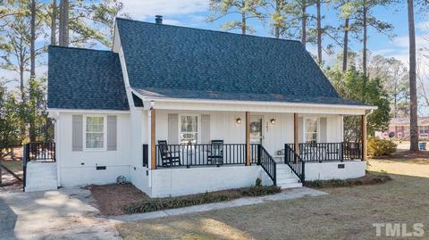 307 Laurel Dr, Smithfield, NC 27577 photo 1