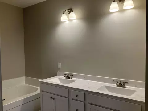209 E Third St, Kenly, NC 27542 photo 17