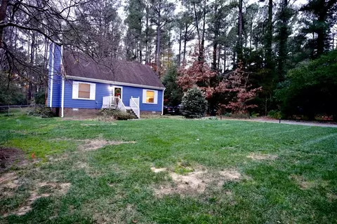 10 E Gleewood Pl, Durham, NC 27713 photo 3