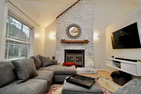 10 E Gleewood Pl, Durham, NC 27713 photo 7