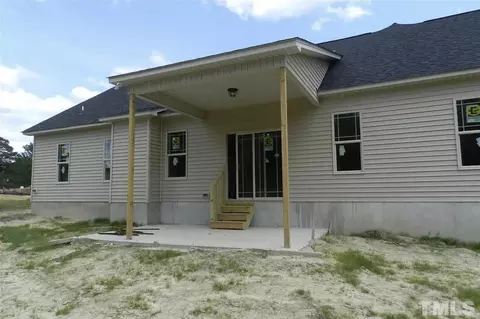 106 Caleb Acres Ln, Smithfield, NC 27577 photo 2