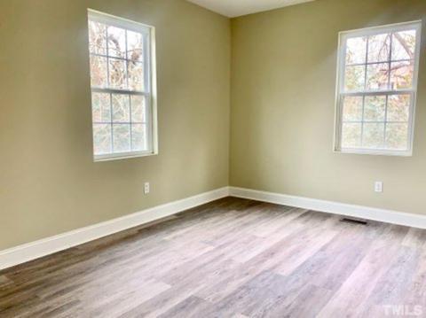 867 Estes St, Durham, NC 27701 photo 13