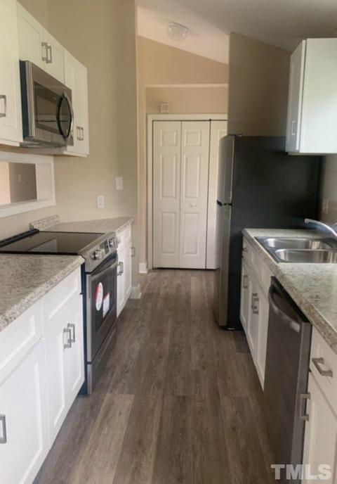 867 Estes St, Durham, NC 27701 photo 9