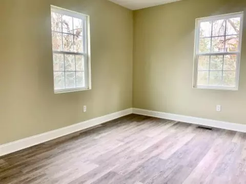867 Estes St, Durham, NC 27701 photo 13