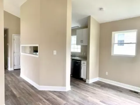 867 Estes St, Durham, NC 27701 photo 6