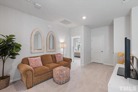 302 Bedivere Ln, Durham, NC 27703 photo 18