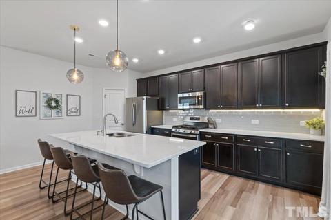 302 Bedivere Ln, Durham, NC 27703 photo 13