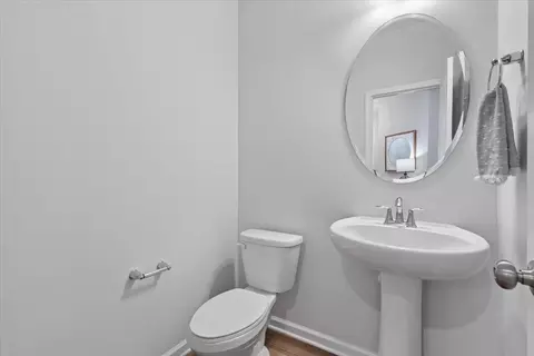 302 Bedivere Ln, Durham, NC 27703 photo 6