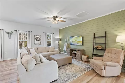 302 Bedivere Ln, Durham, NC 27703 photo 9