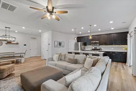 302 Bedivere Ln, Durham, NC 27703 photo 11
