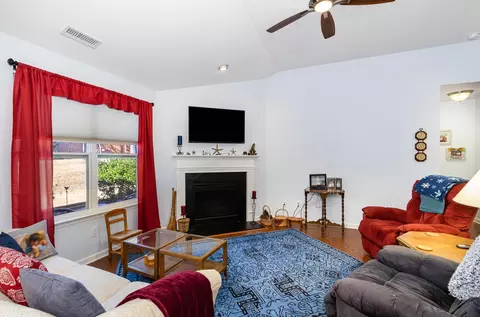 121 Foxborough Ln, Durham, NC 27703 photo 5