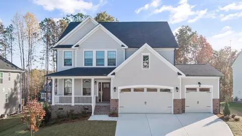 1030 W Hedgelawn Way, Southern Pines, NC 28387
