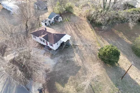 108 Mason Dr, Erwin, NC 28339 photo 2