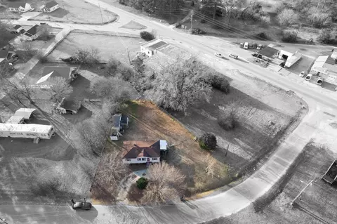 108 Mason Dr, Erwin, NC 28339 photo 3