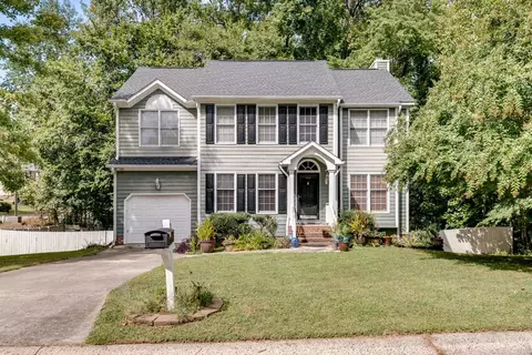 3 Bess Ct, Durham, NC 27707 photo 2