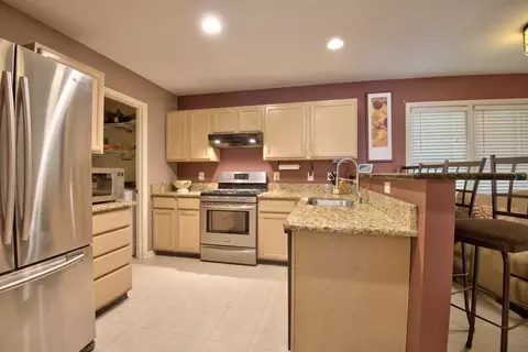 3 Bess Ct, Durham, NC 27707 photo 9