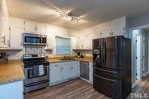 105 Ferndale Dr, Garner, NC 27529 photo 9