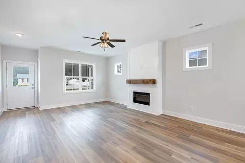 420 Davis Mill Rd, Selma, NC 27576 photo 3