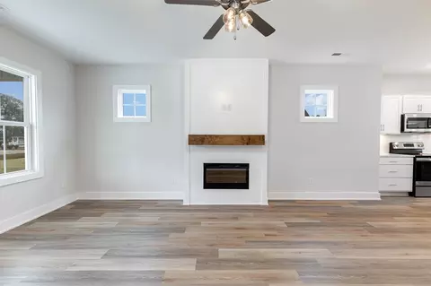 420 Davis Mill Rd, Selma, NC 27576 photo 2