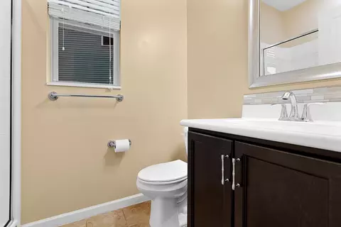 215 Peninsula Ct, Durham, NC 27703 photo 14
