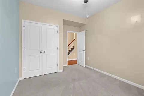 215 Peninsula Ct, Durham, NC 27703 photo 13