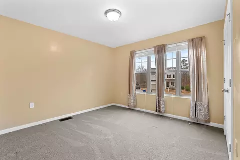 215 Peninsula Ct, Durham, NC 27703 photo 17