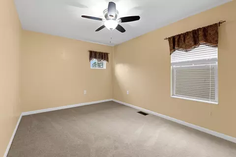 215 Peninsula Ct, Durham, NC 27703 photo 16