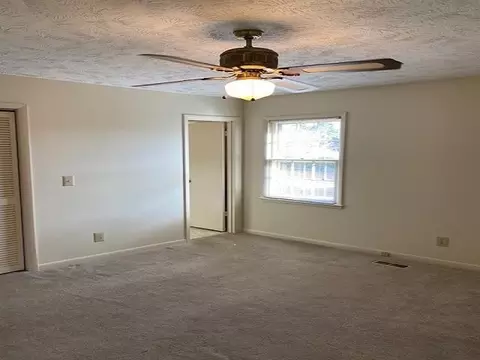 606 Davis Ave, Dunn, NC 28334 photo 10
