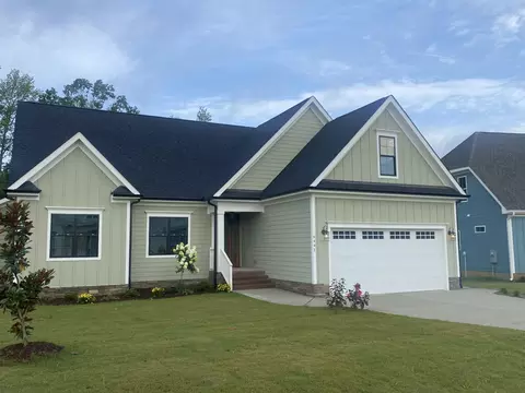 6441 Camellia Creek Dr, Raleigh, NC 27603