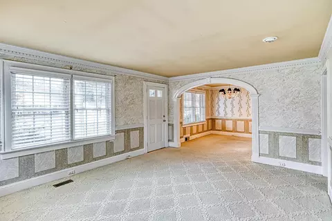 701 W Main St, Benson, NC 27504 photo 7