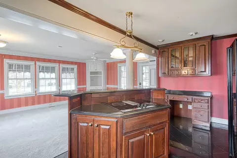 701 W Main St, Benson, NC 27504 photo 15