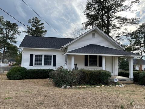 201 E St, Erwin, NC 28339 photo 1