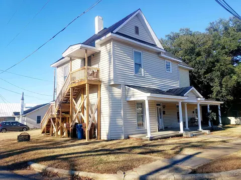 311 E Bay St, Dunn, NC 28334 photo 1