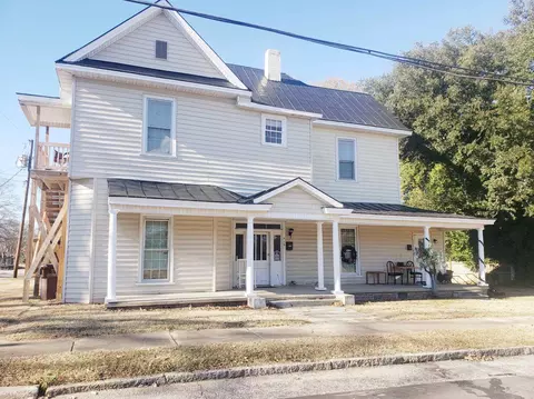 311 E Bay St, Dunn, NC 28334 photo 4