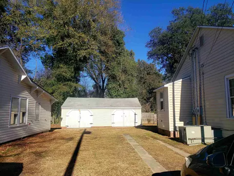 311 E Bay St, Dunn, NC 28334 photo 9
