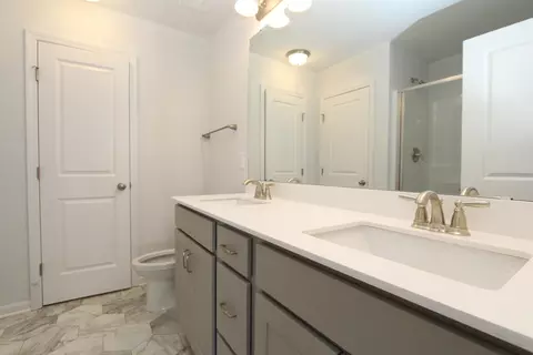 336 Sturgeon St, Smithfield, NC 27577 photo 9