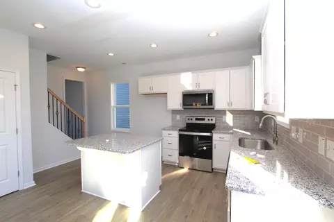 336 Sturgeon St, Smithfield, NC 27577 photo 3
