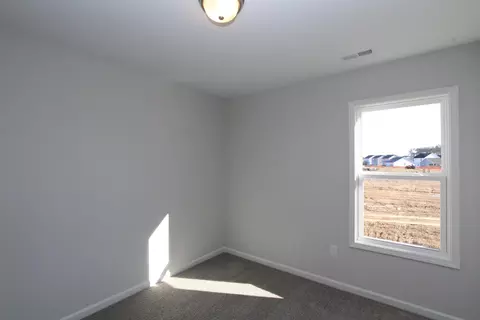 340 Sturgeon St, Smithfield, NC 27577 photo 8