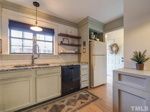 43 Willow Bridge Dr, Durham, NC 27707 photo 9