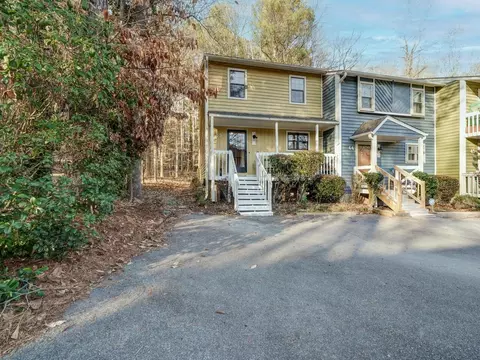 43 Willow Bridge Dr, Durham, NC 27707 photo 1