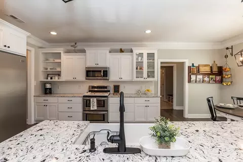 189 Kasdon Dr, Garner, NC 27529 photo 15