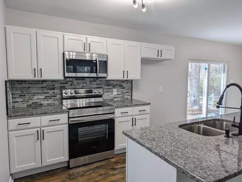 604 Dupont Dr, Durham, NC 27705 photo 9