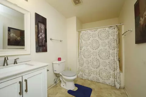 110 E Jones Ave, Selma, NC 27576 photo 10