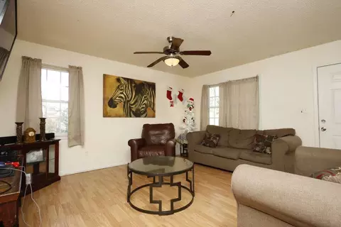 110 E Jones Ave, Selma, NC 27576 photo 4